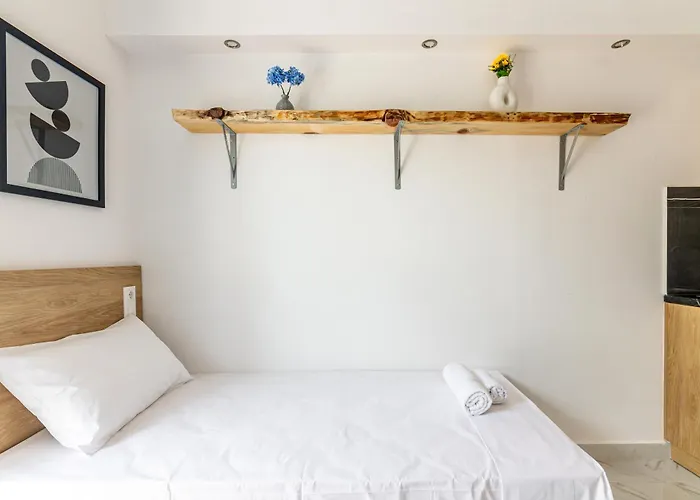 Fysalida\'S Coastal Gem 7 - Steps Away From The Sea